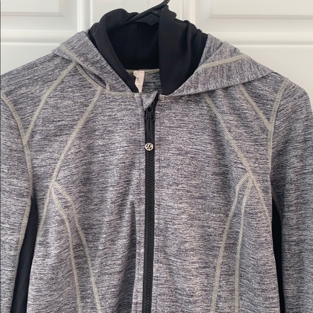 Lululemon heather grey jacket size 8